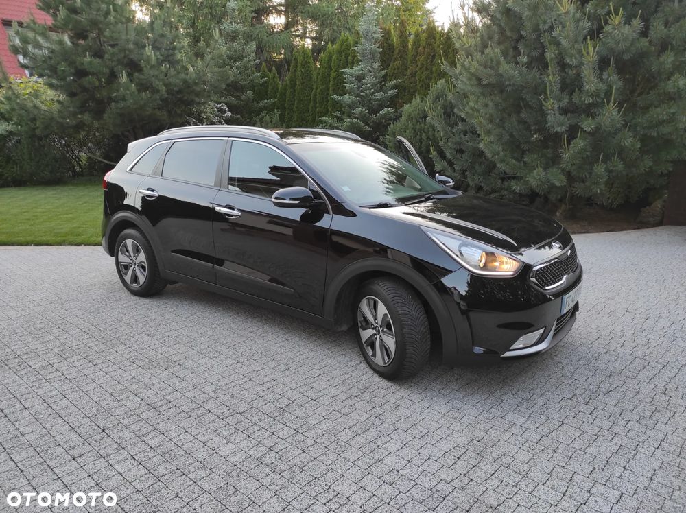 Kia Niro 1.6 GDI Hybrid L - 2