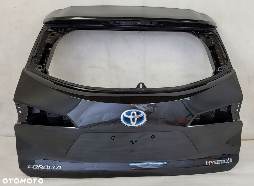 KLAPA TYLNA BAGAŻNIKA TOYOTA COROLLA E21 XII KOMBI - 2