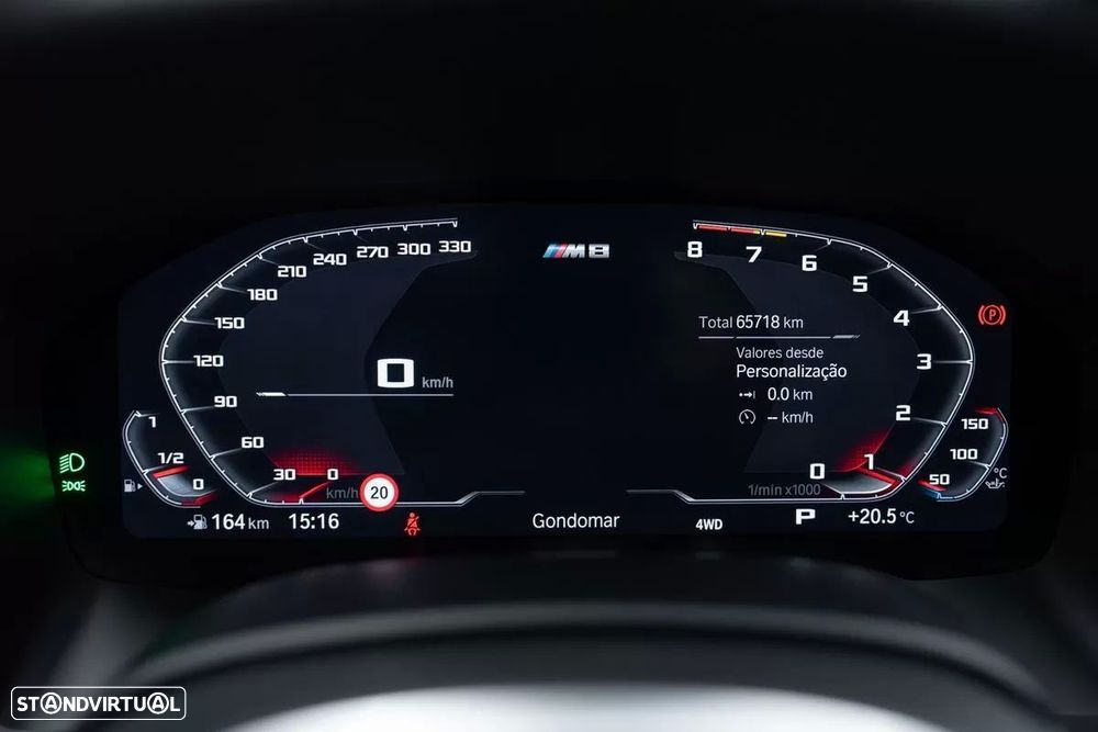BMW M8 Competition - 32