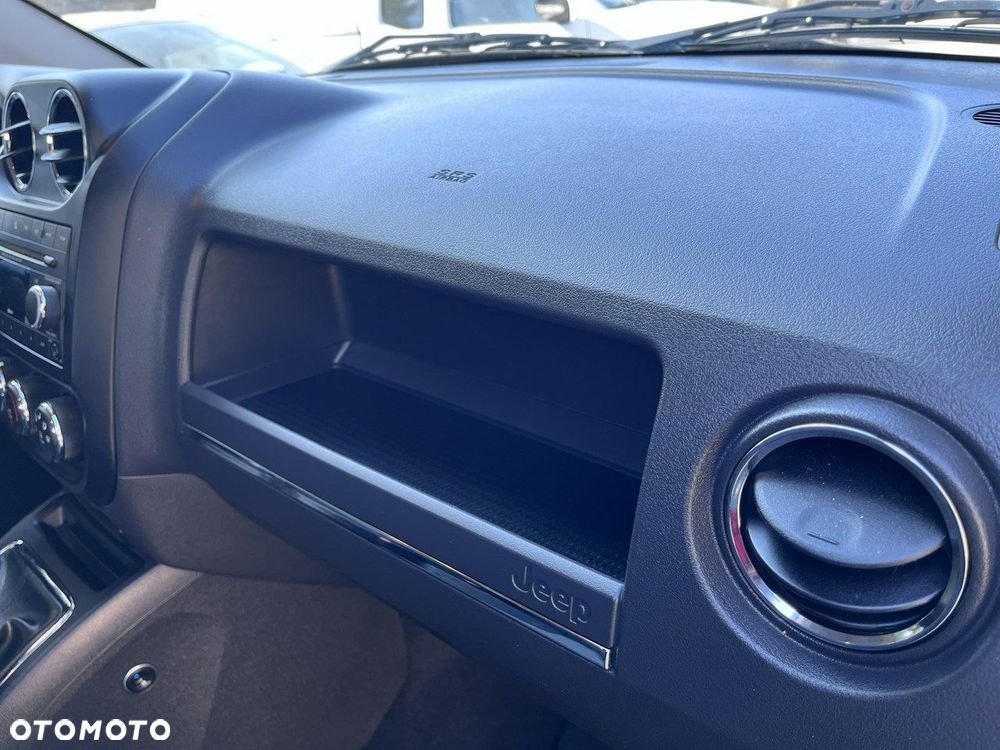 Jeep Compass - 22