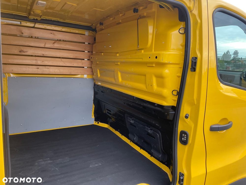 Renault Trafic - 15