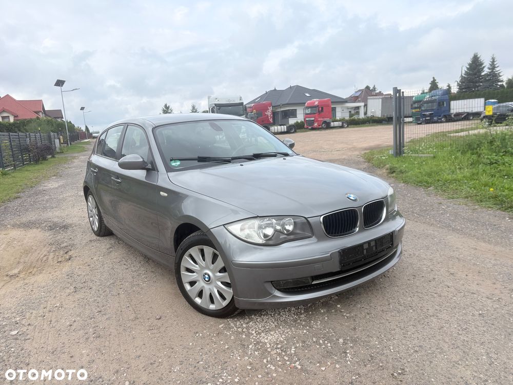 BMW Seria 1 116i - 1