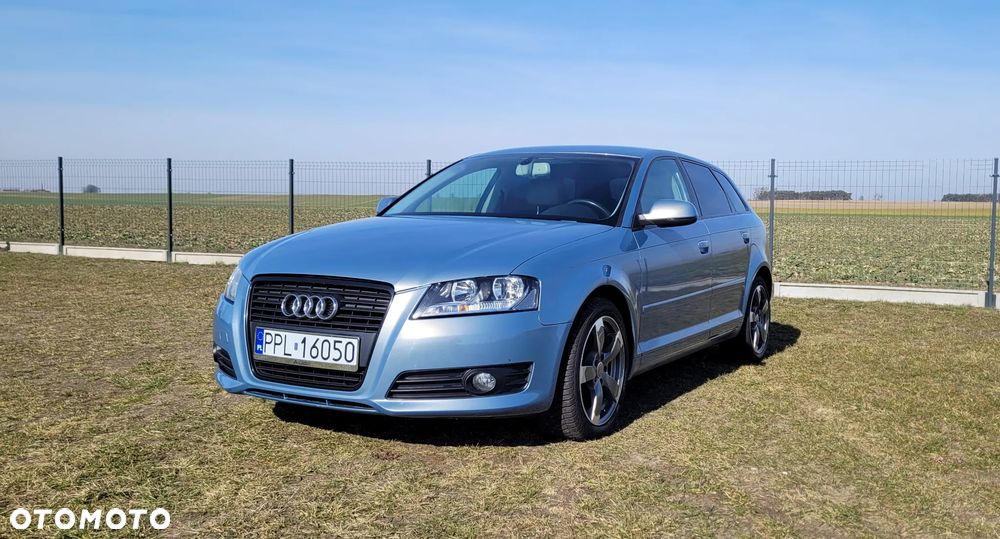 Audi A3 Sportback 1.6 TDI DPF Ambition S tronic - 2