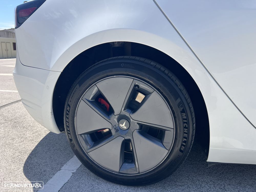 Tesla Model 3 Long Range AWD Dual Motor - 48