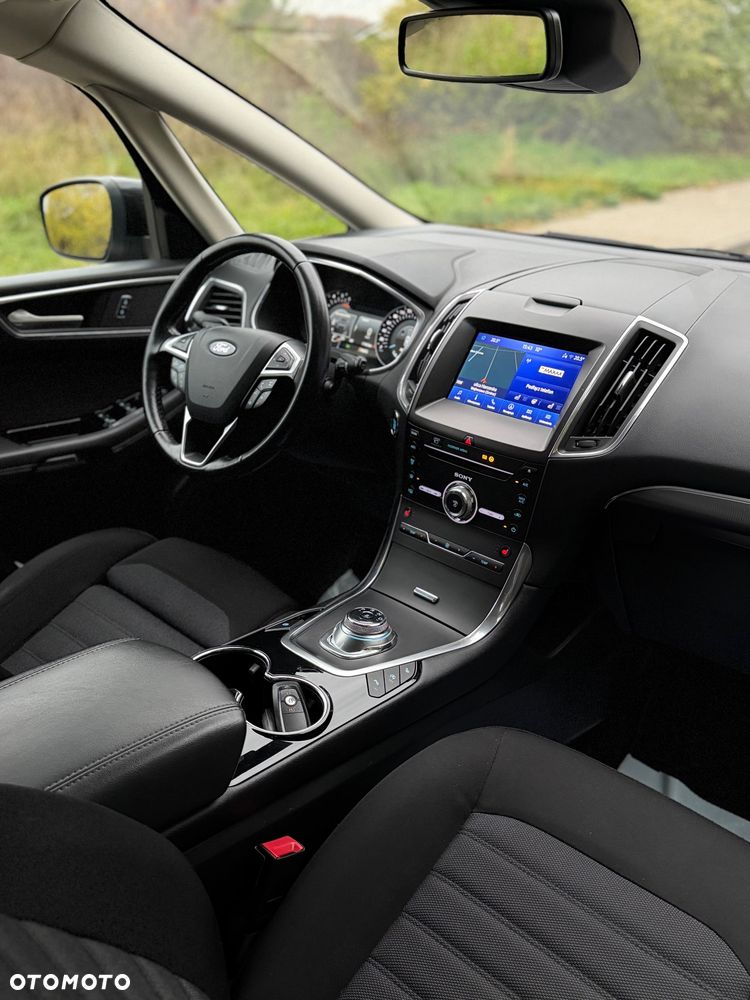 Ford S-Max 2.0 EcoBlue Titanium - 30