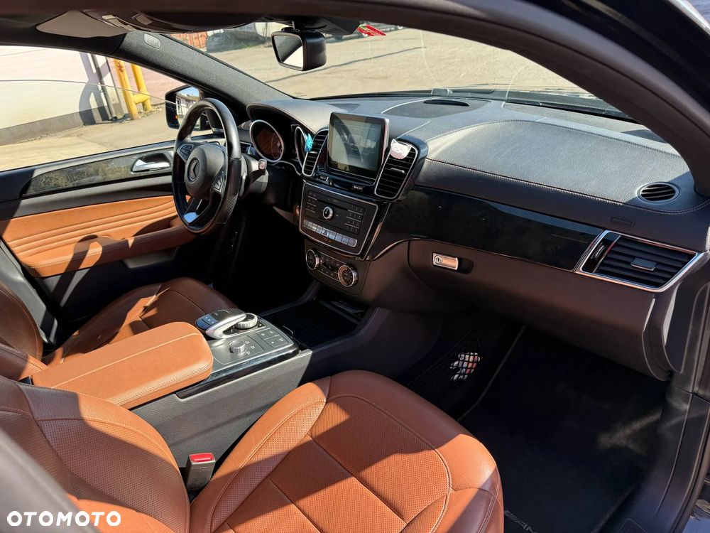 Mercedes-Benz GLE 350 d Coupe 4Matic 9G-TRONIC AMG Line - 8