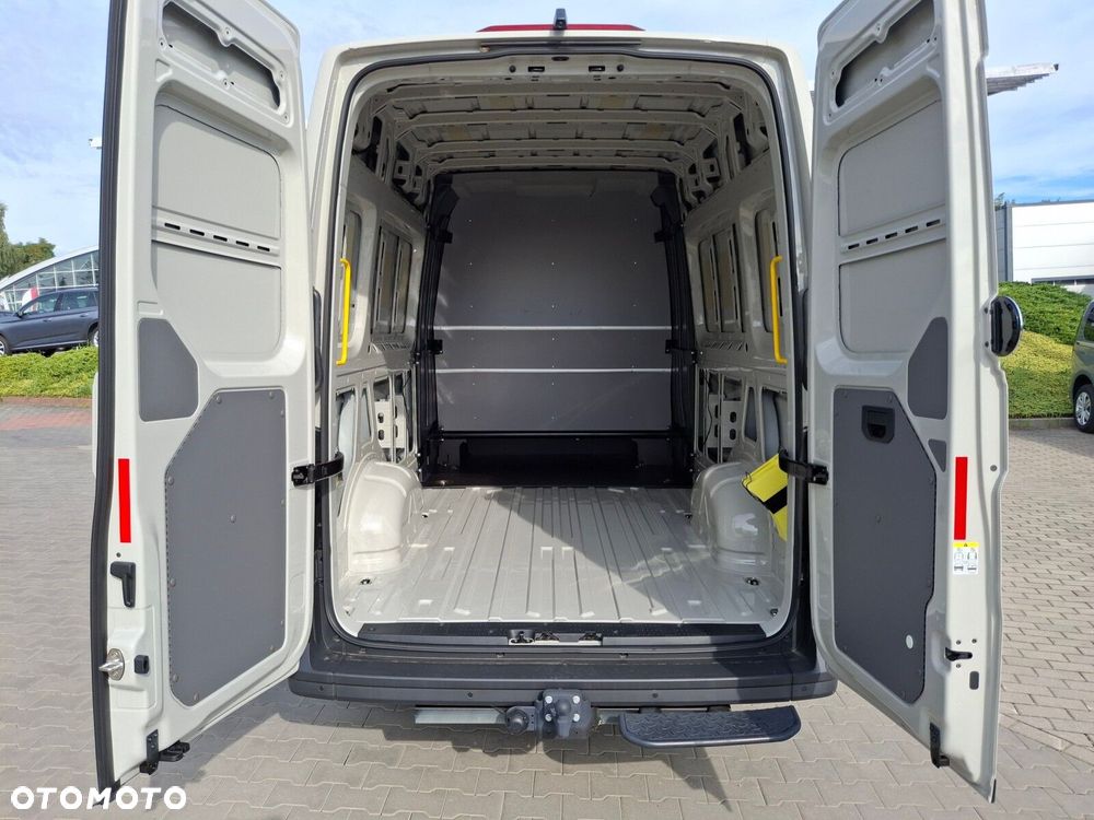 Volkswagen Crafter - 10