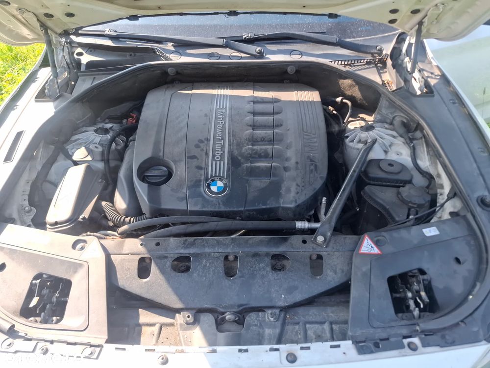 BMW 5GT 535d - 12