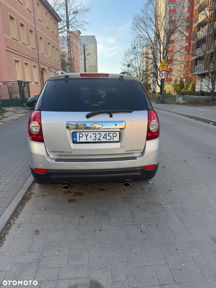 Chevrolet Captiva 2.4 LS - 4