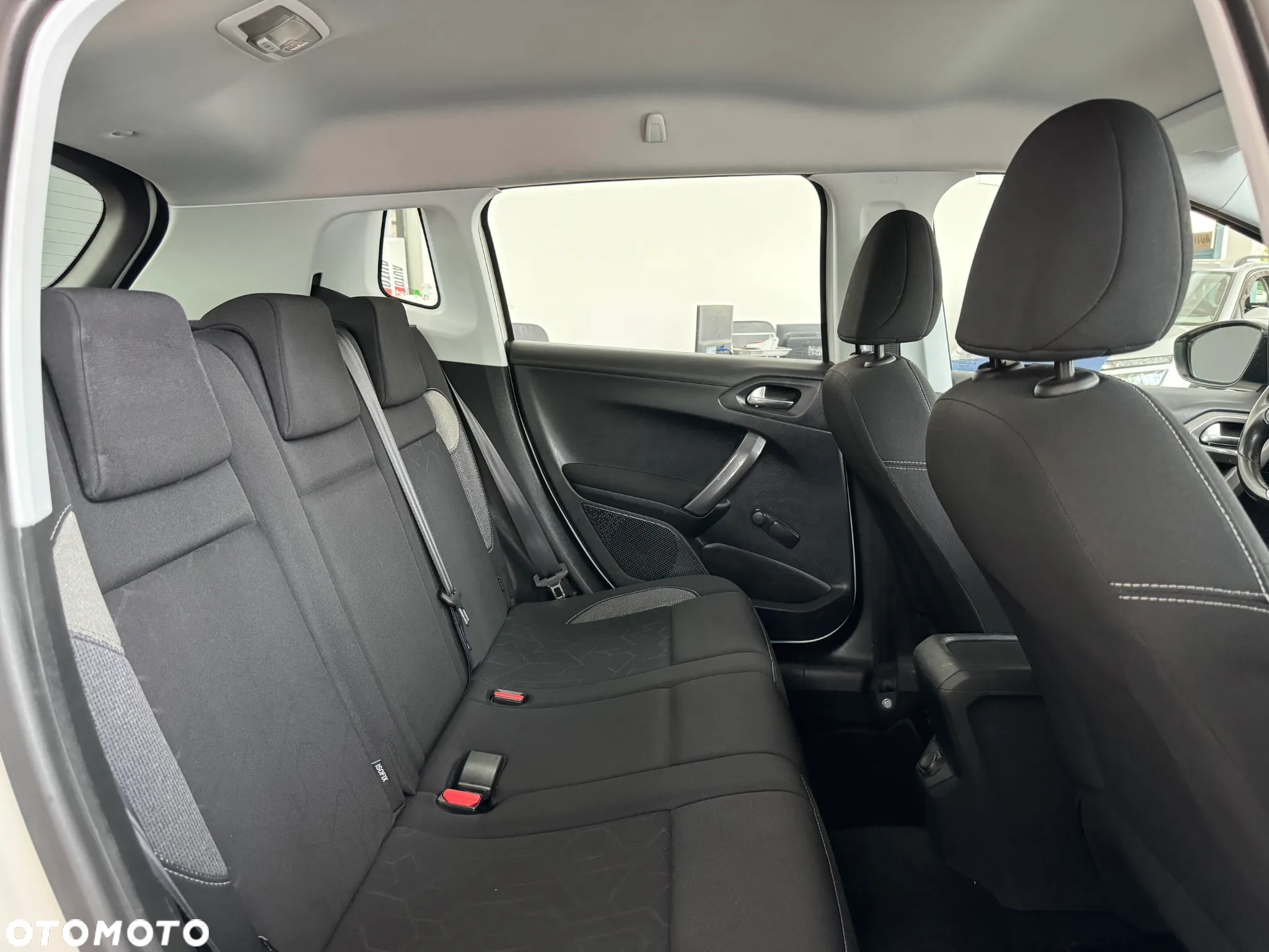 Peugeot 2008 1.2 Pure Tech Active EU6 - 25