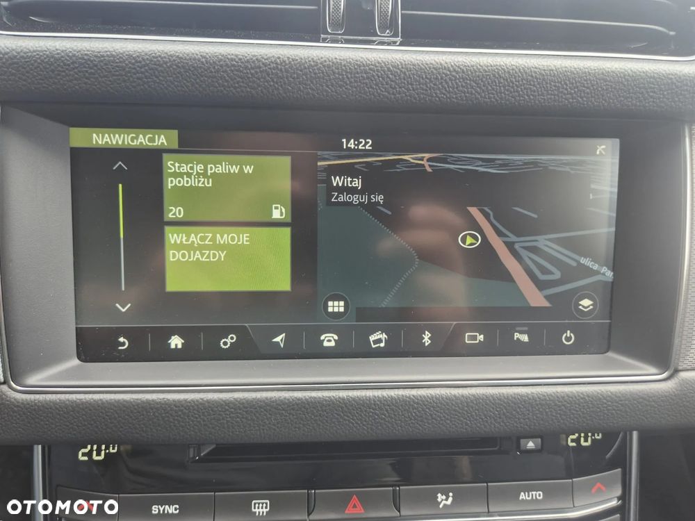 Jaguar XF 20d Prestige - 17