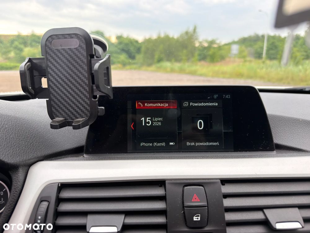BMW Seria 3 320i xDrive - 6