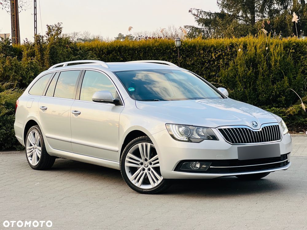 Skoda Superb 2.0 TDI DSG Exclusive - 1