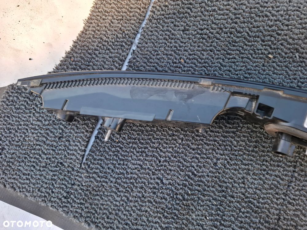 RANGE ROVER VOGUE V L460 22-> LAMPA TYLNA BLENDA EUROPA - 12
