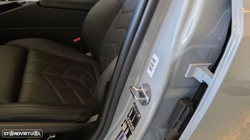 BMW 520 d Pack Desportivo M - 52