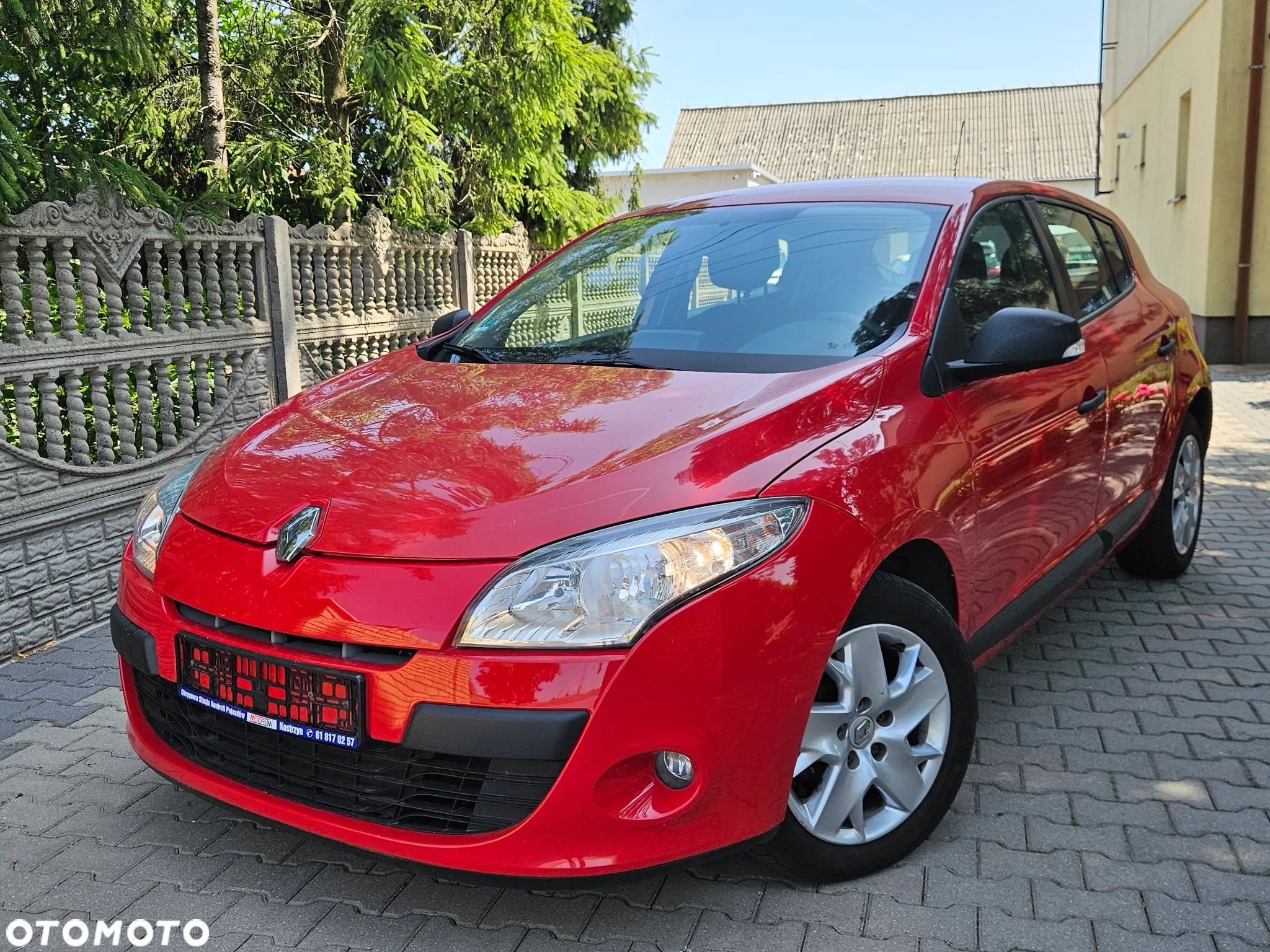 Renault Megane 1.6 16V 110 TomTom Edition - 1