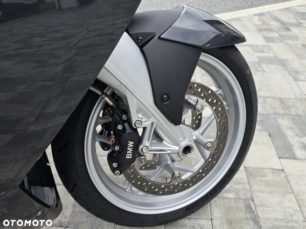 BMW K - 16