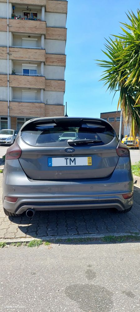 Ford Focus 1.5 TDCi ST-Line - 4