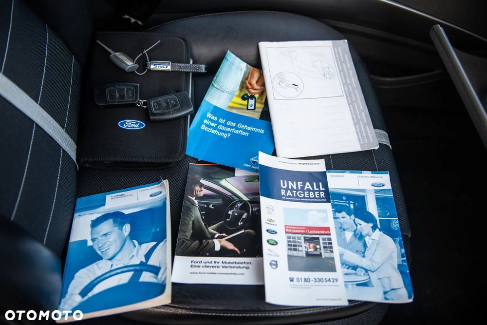 Ford Kuga 2.0 TDCi 4x4 Titanium - 29