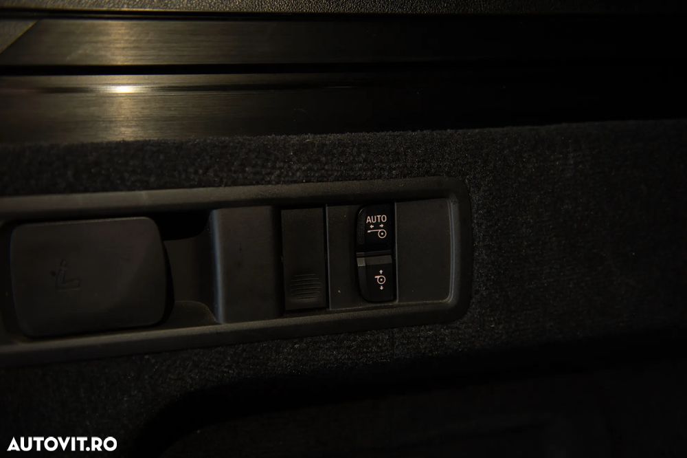 BMW X5 xDrive40i - 36