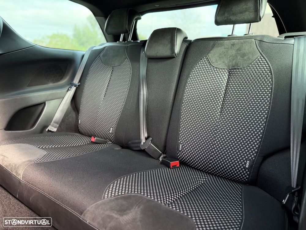 Citroën DS3 1.6 HDi Airdream Sport Chic - 8