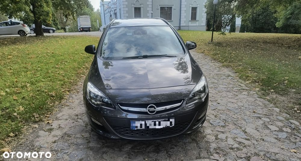 Opel Astra 2014 photo 3