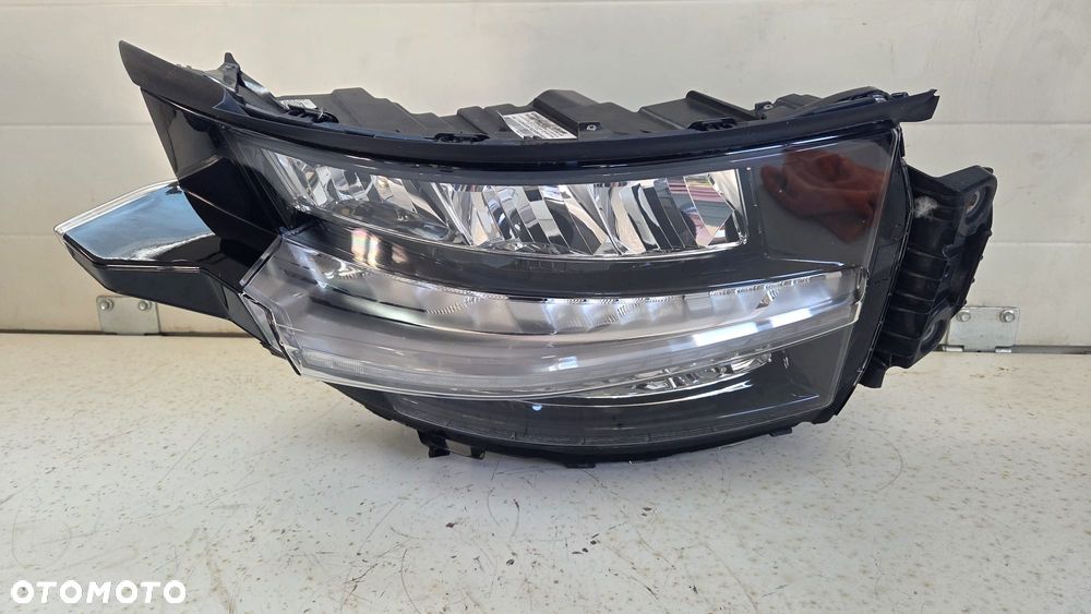 Lampa przednia reflektor led Renault Rangę T 7423645385 - 3