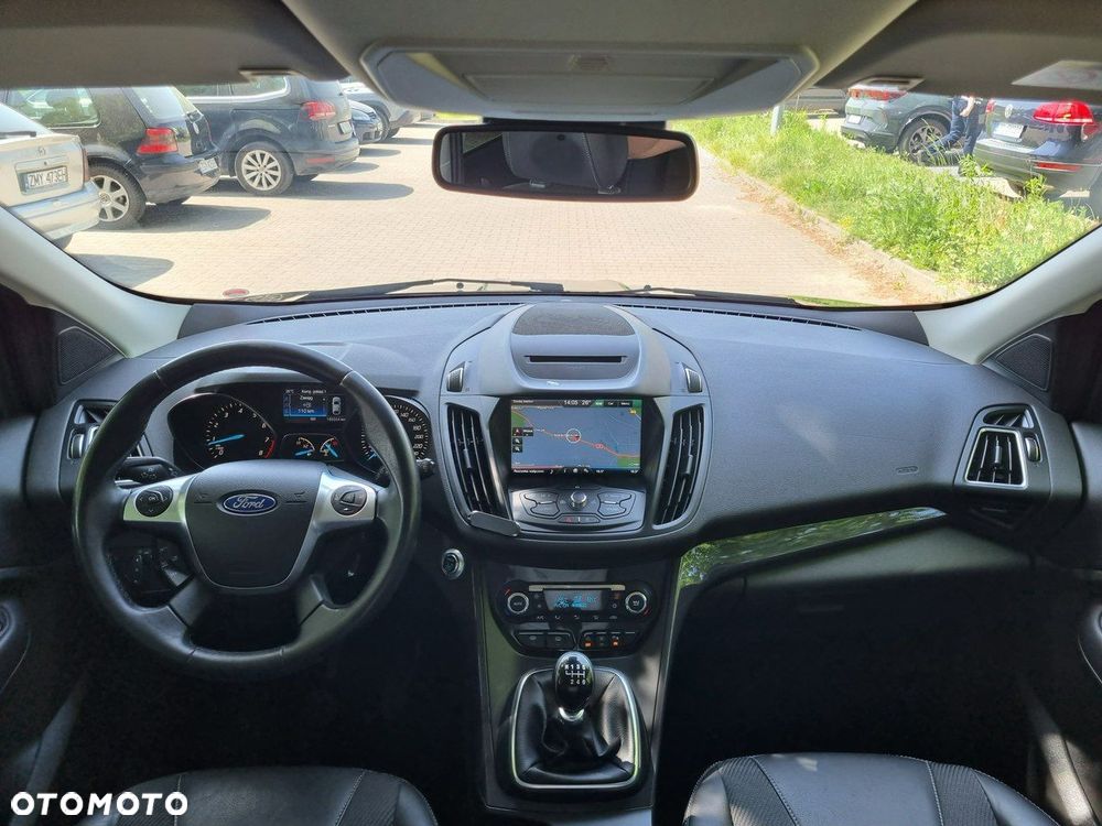 Ford Kuga 1.5 EcoBoost 2x4 Titanium - 14