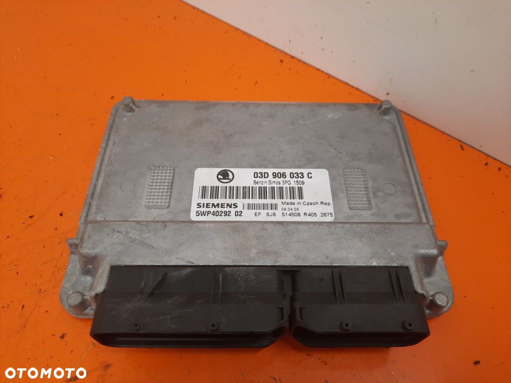SKODA FABIA I LIFT HB 04-07 KOMPUTER STEROWNIK SILNIKA 03D906033C BMD - 1