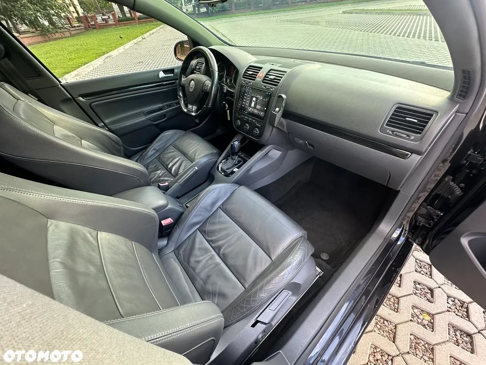 Volkswagen Golf V R32 DSG - 18