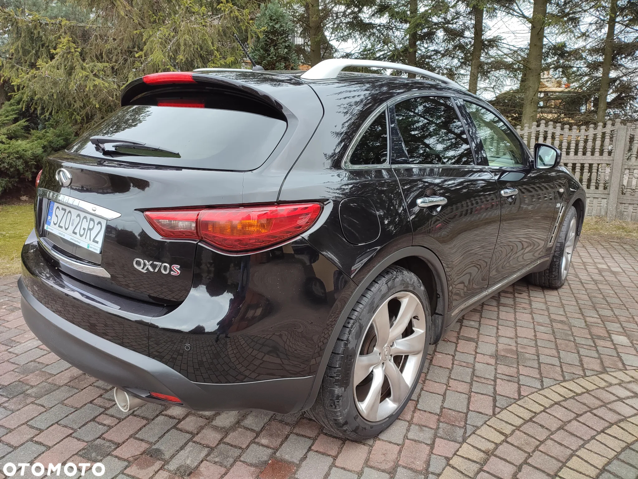 Infiniti QX70 3.7 S Premium - 3