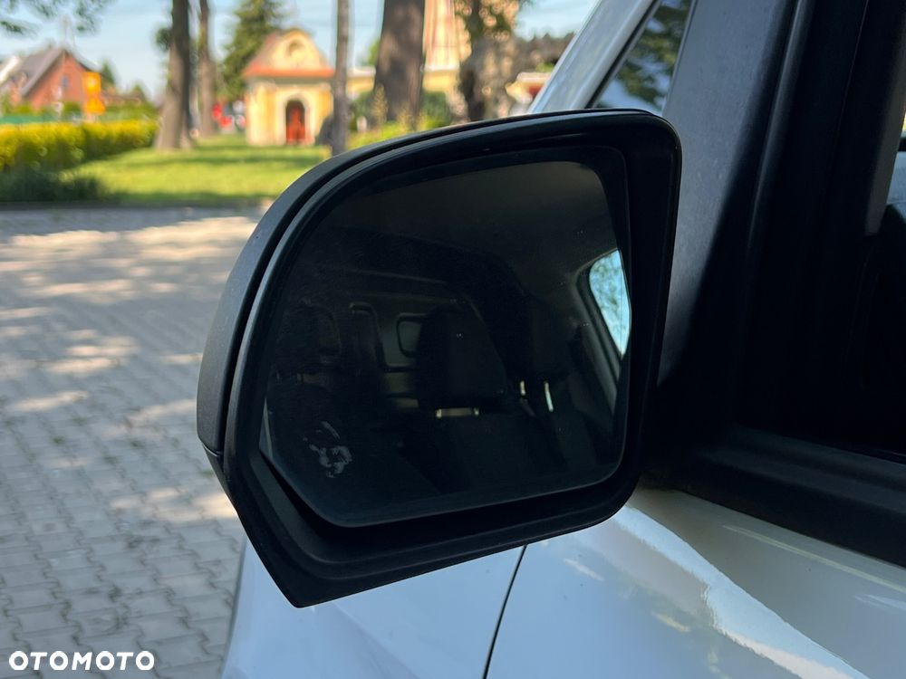 Mercedes-Benz Vito - 22