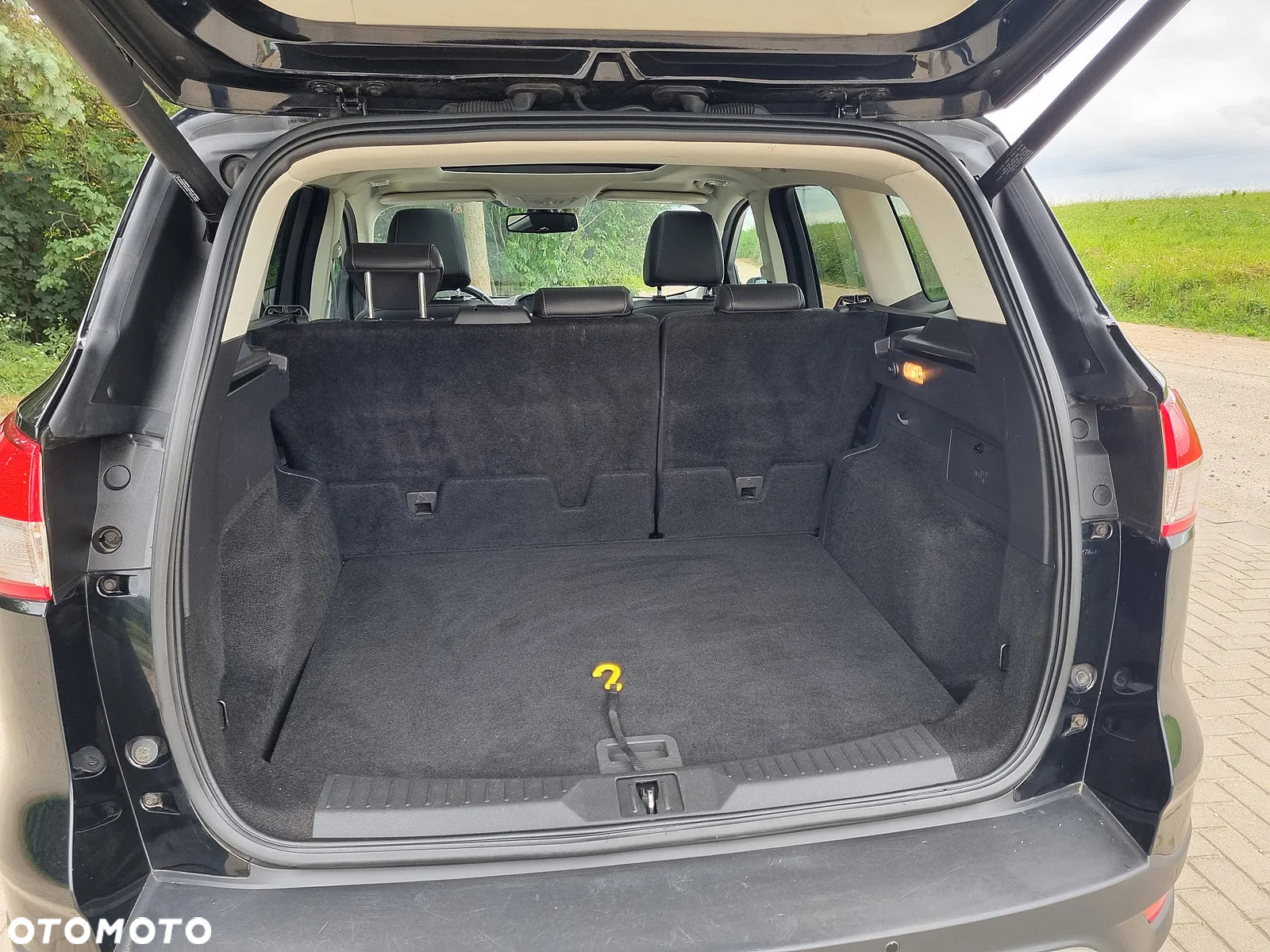Ford Kuga 1.6 EcoBoost 2x4 Titanium - 16