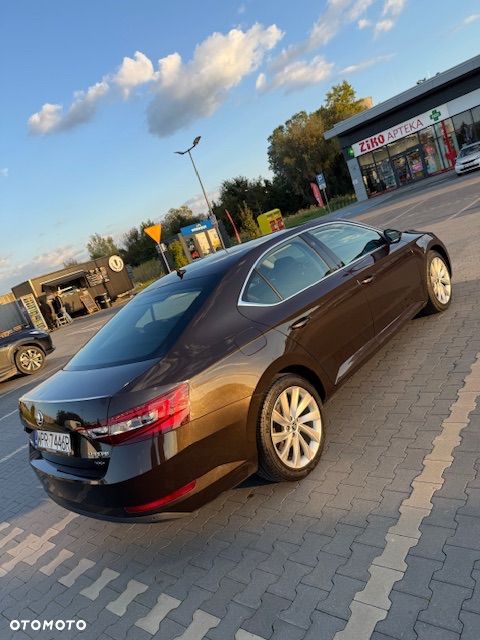 Skoda Superb 2.0 TDI 4x4 Style DSG - 6