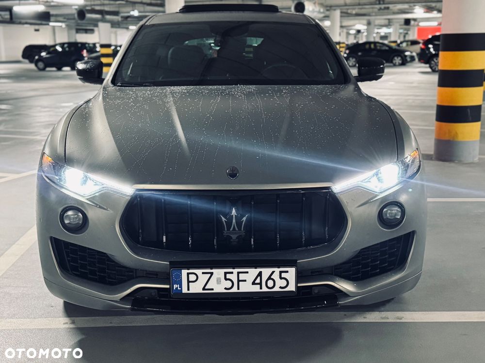 Maserati Levante S Q4 GranLusso - 11