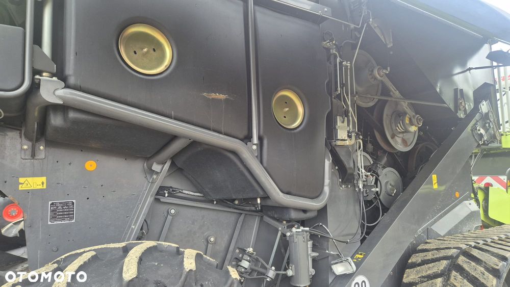 Claas Lexion 770TT z hederem - 10