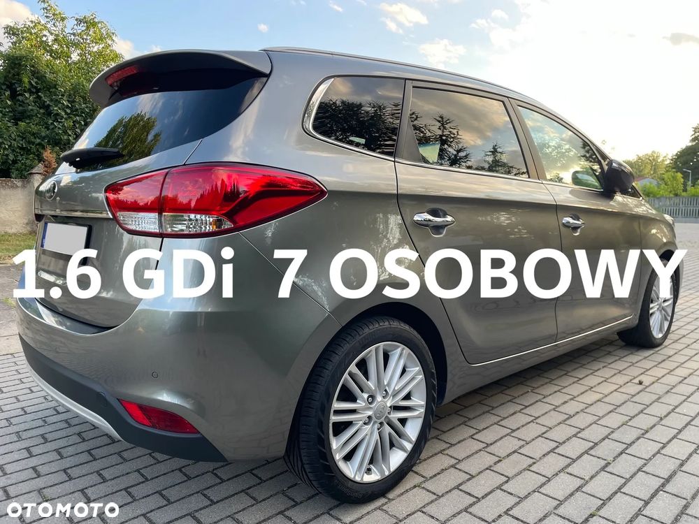 Kia Carens