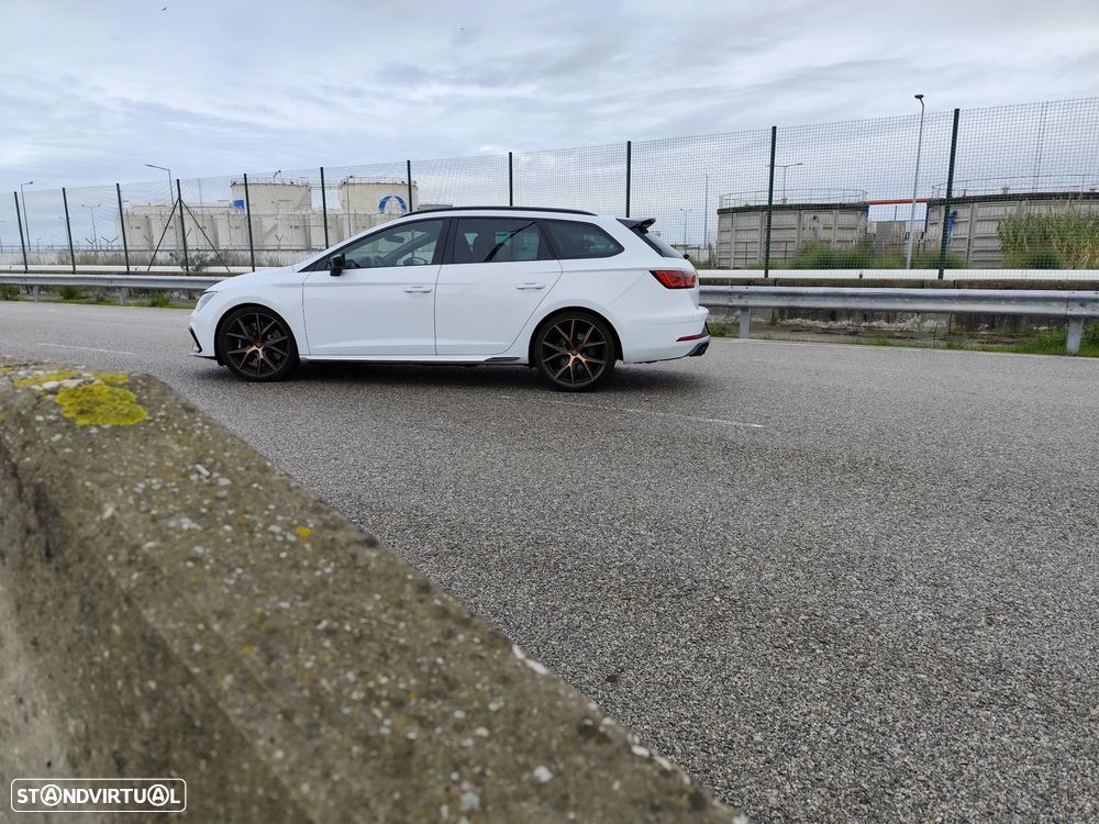 SEAT Leon ST 2.0 TSI Cupra 4Drive DSG S/S - 4
