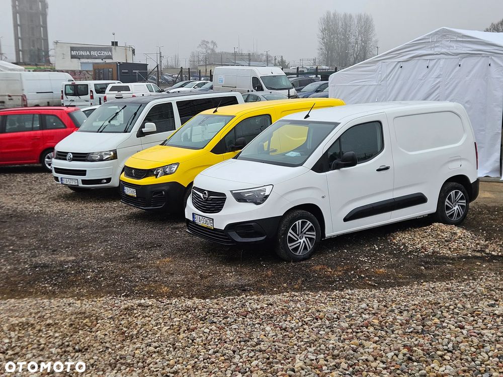 Opel COMBO - 22