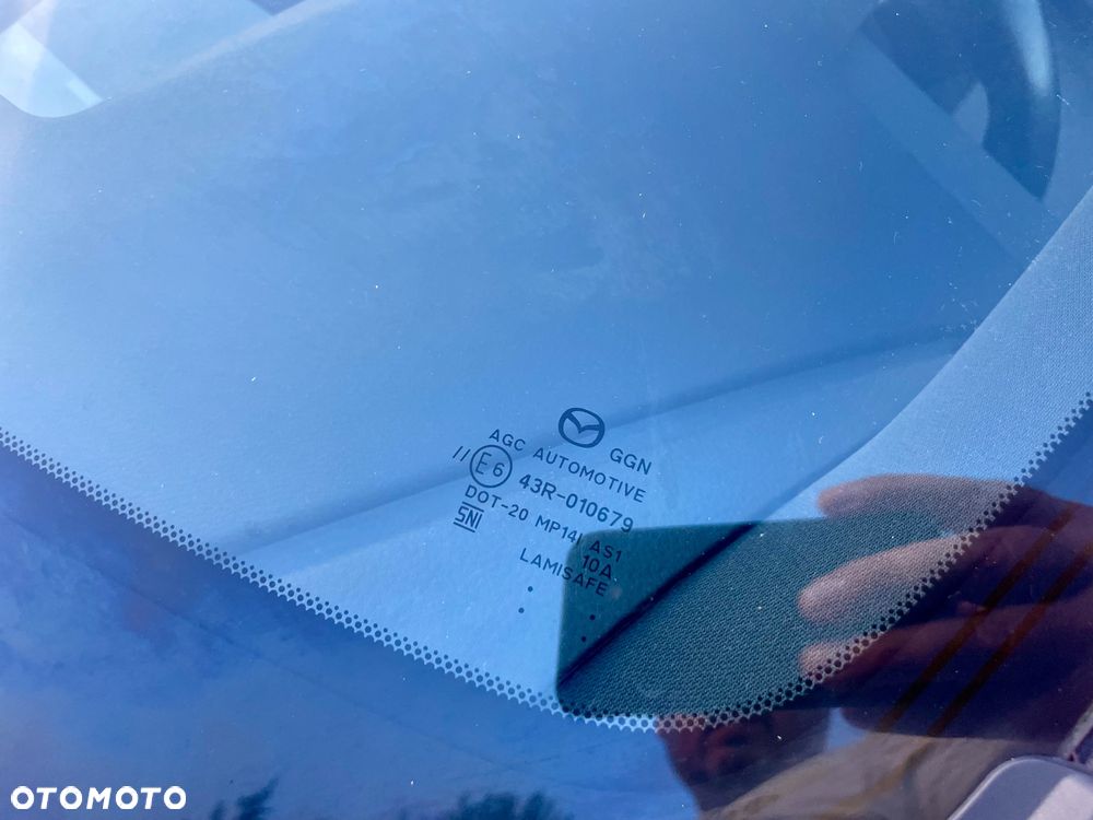 Mazda 3 e-SKYACTIV-G 122 M HYBRID DRIVE EXCLUSIVE-LINE - 38
