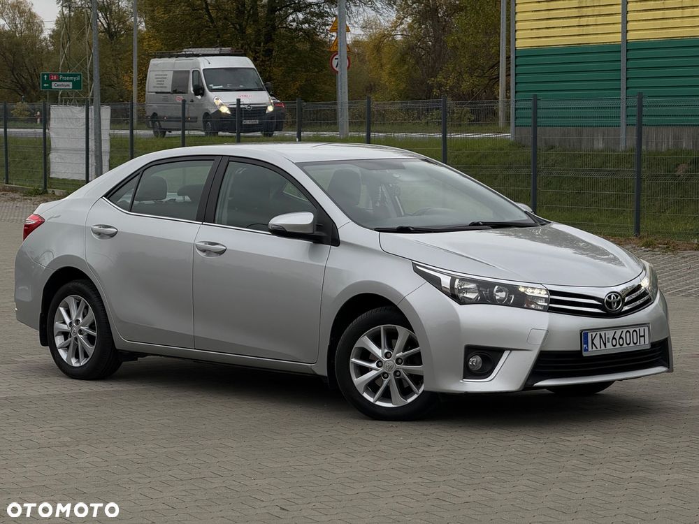 Toyota Corolla 2014 photo 2