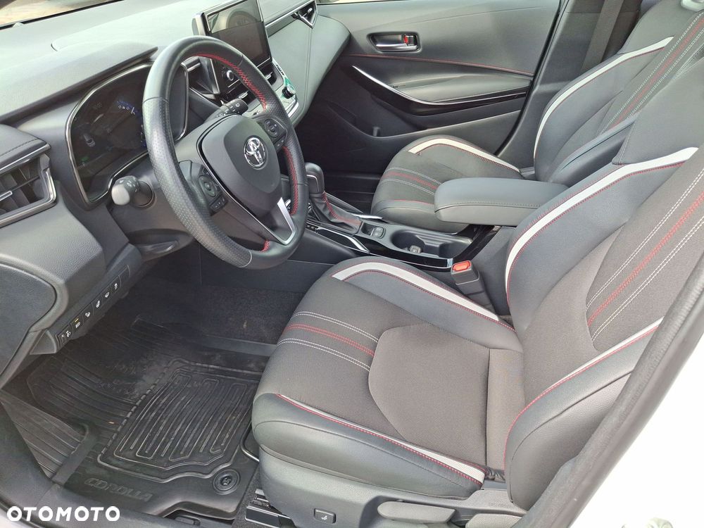 Toyota Corolla 2.0 Hybrid GR Sport - 9