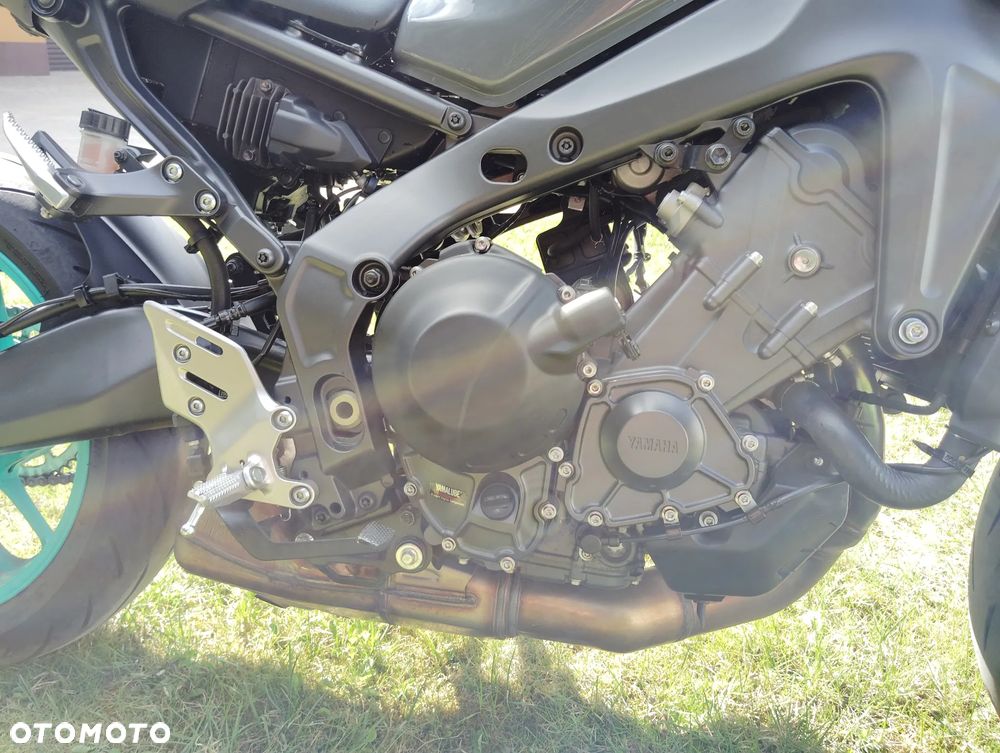 Yamaha MT - 7