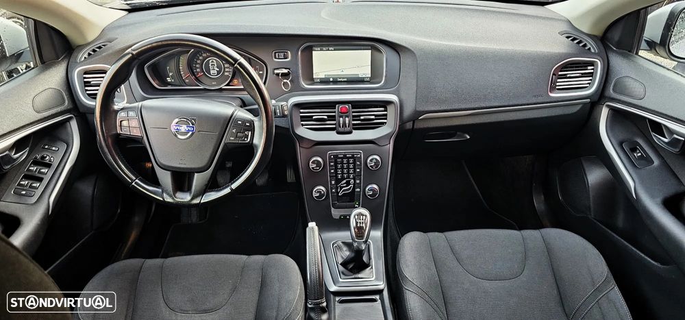 Volvo V40 D2 Kinetic - 5