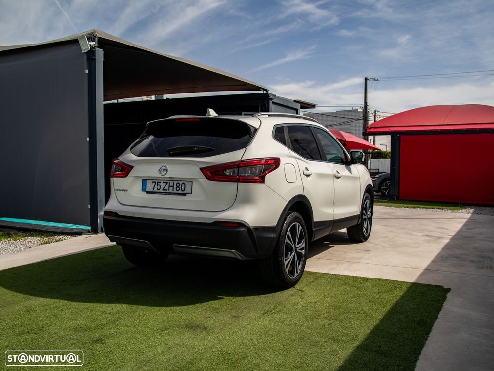 Nissan Qashqai 1.3 DIG-T N-Connecta J18 - 7