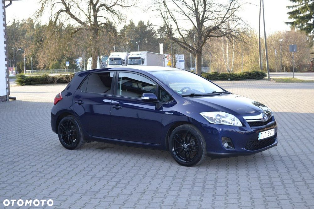 Toyota Auris - 12
