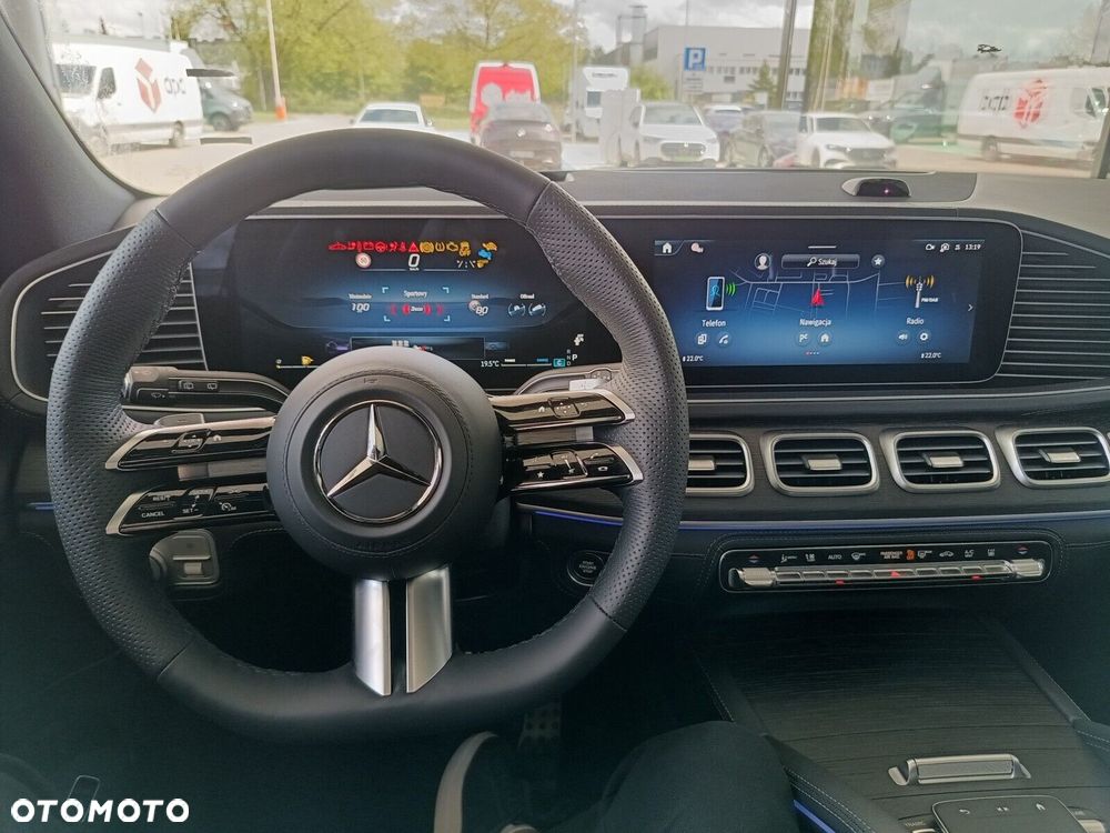 Mercedes-Benz GLS - 19
