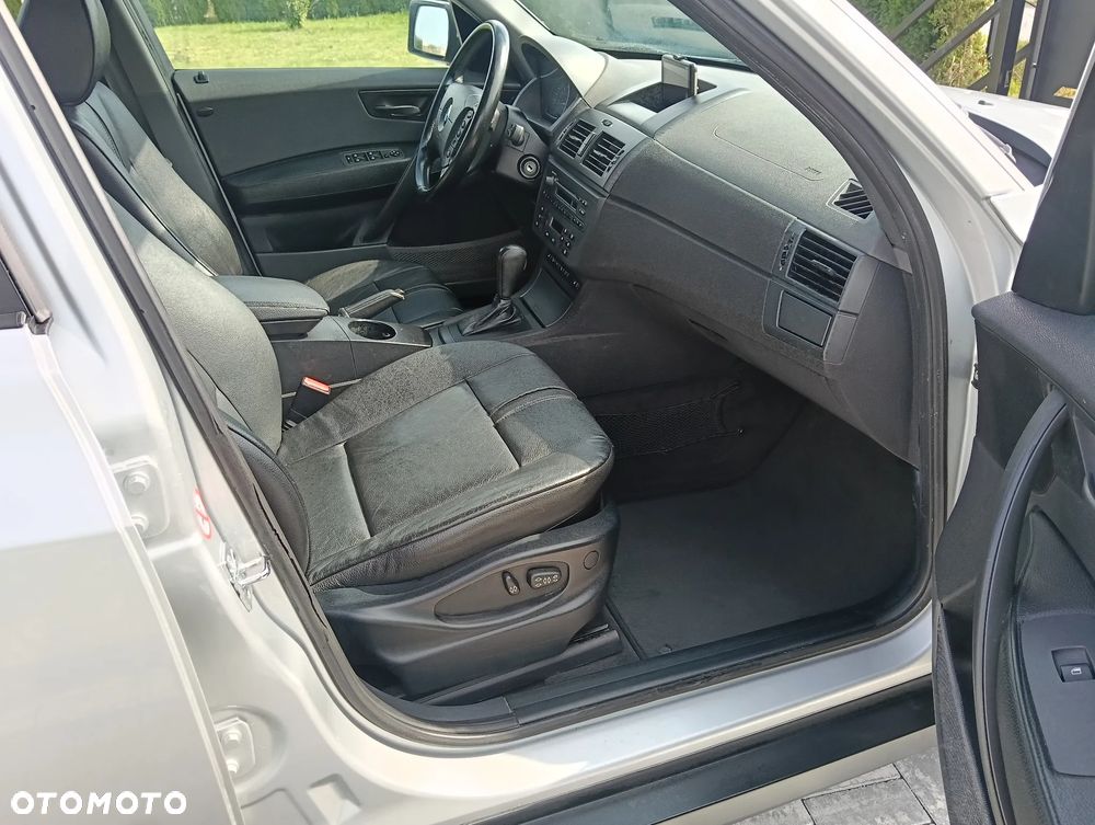 BMW X3 3.0i - 16