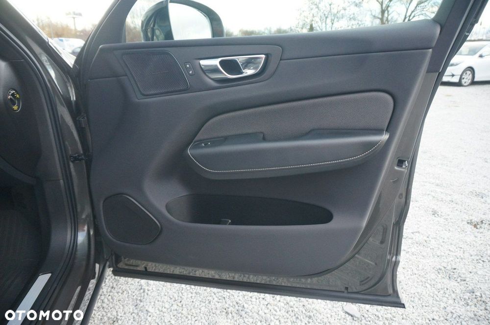 Volvo XC 60 - 26