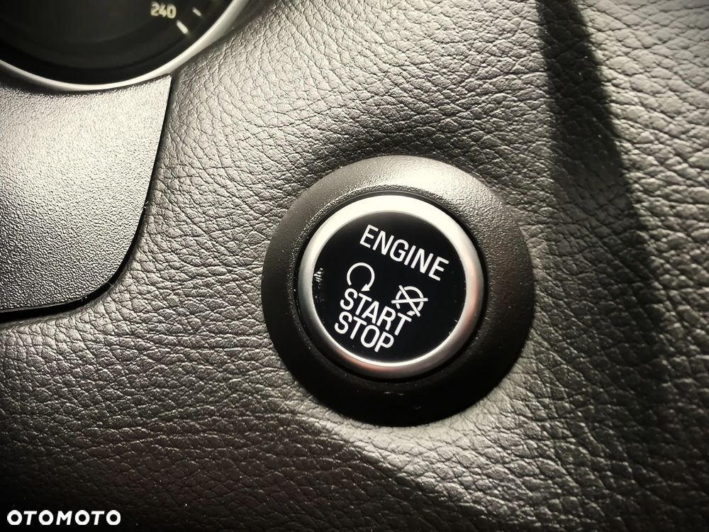 Ford Focus 1.6 FF Titanium - 32